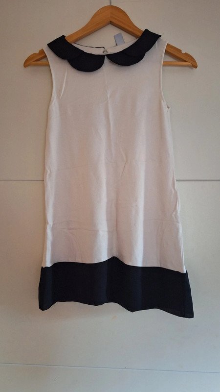Schwarz/ weißes Zara Kleid