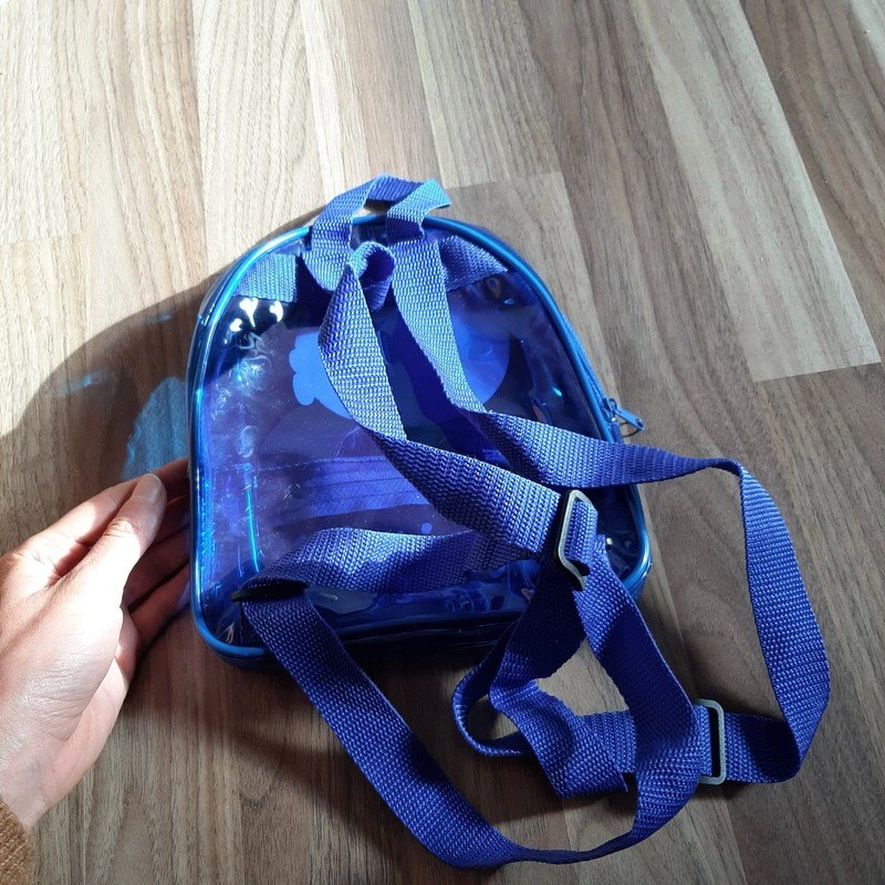 Blauer durchsichtiger Rucksack