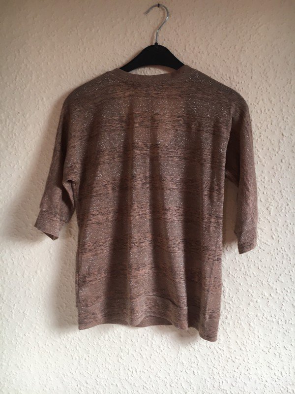 Brauner Glitzerpulli