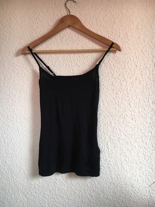 Schwarzes Top (Amisu)