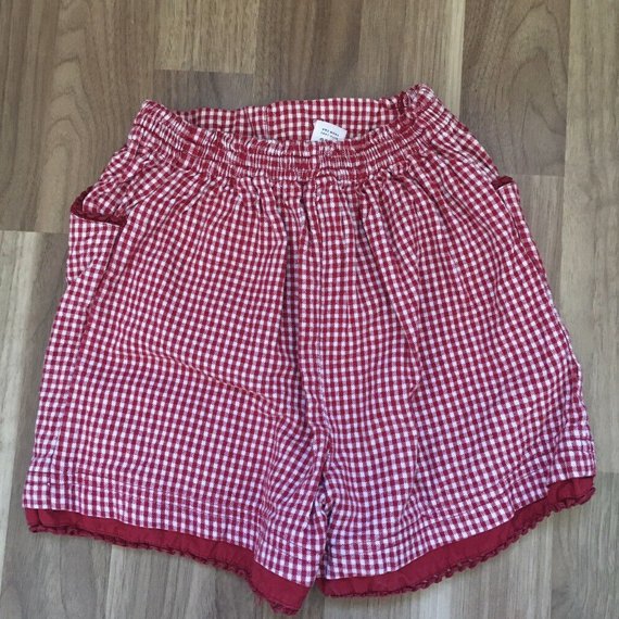 Rotkarierte Hose 