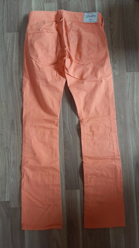 Orangene Replay Hose