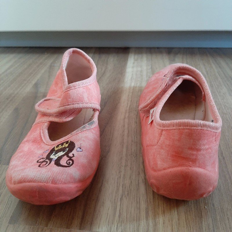 Pinke Super Fit Hausschuhe