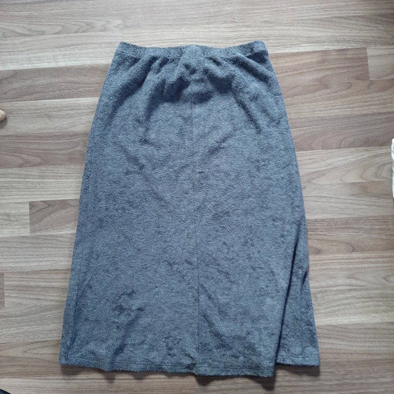 Grauer Stoffrock