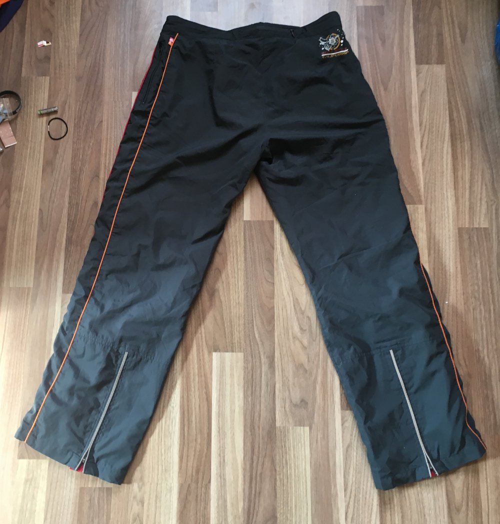 TCM Sporthose