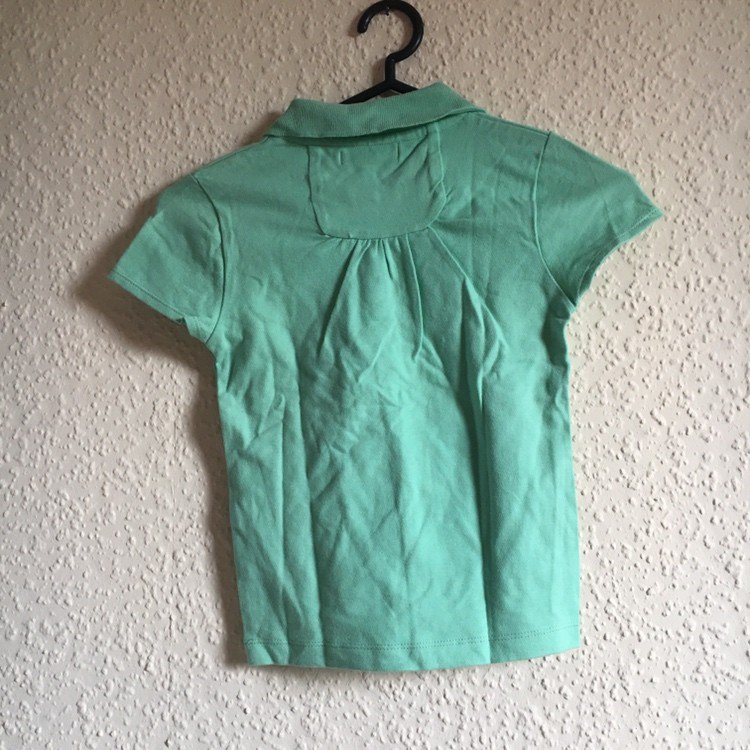 Grünes T-shirt (Staccato)