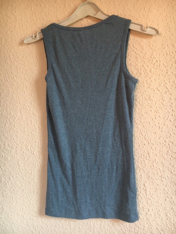 Blaues Tanktop