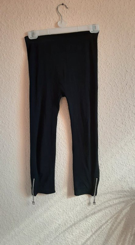 Schwarze 3/4 Leggings