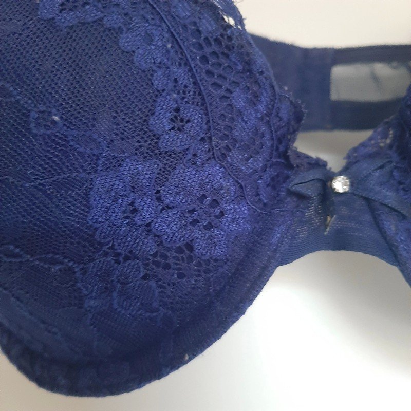 Blauer BH (Spitze)