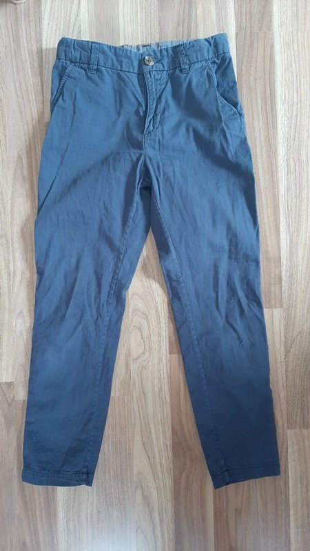 Blaue Stoffhose