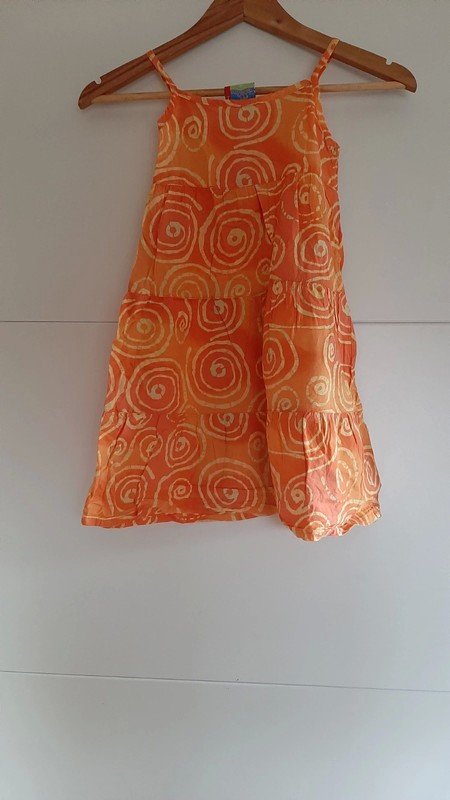 Orangenes Sommerkleid