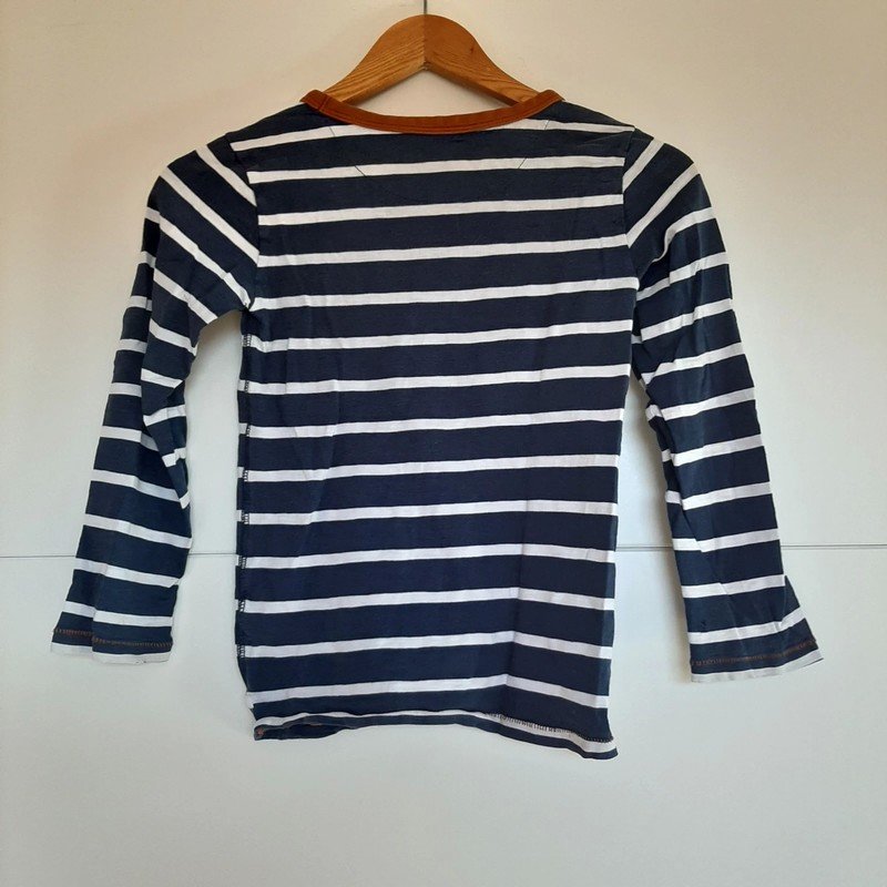 Gestreifter Pulli