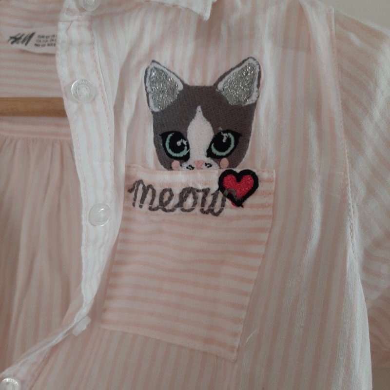 Rosa/ weiß gestreifte Bluse (Katze)