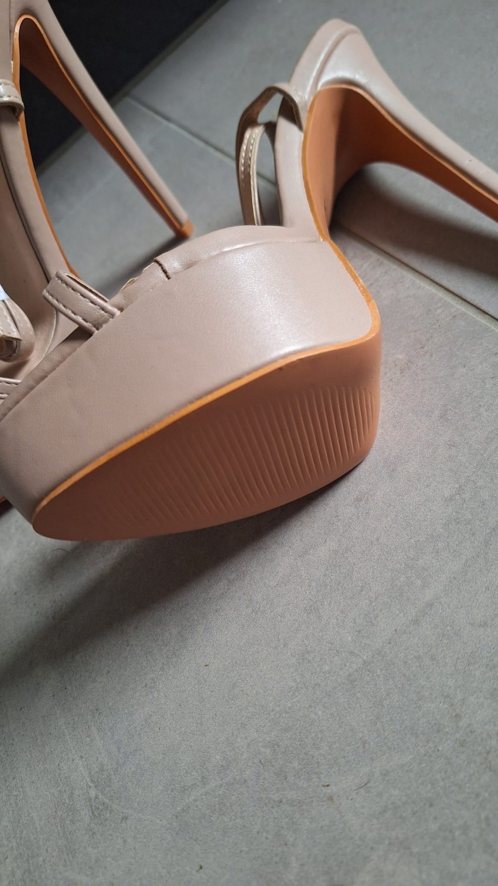 High Heels (beige)