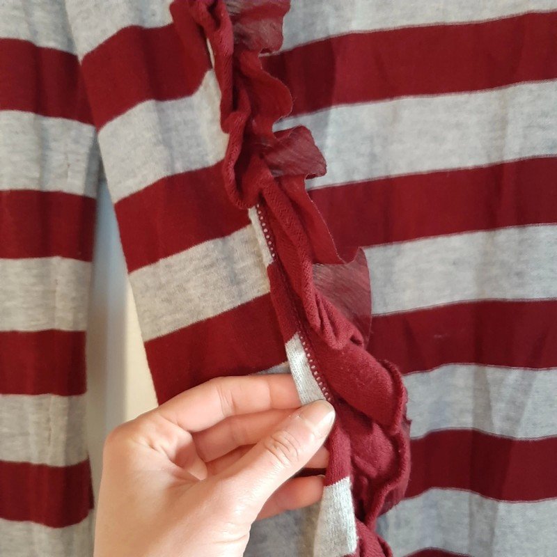 Hollister Strickjacke mit Rüschen