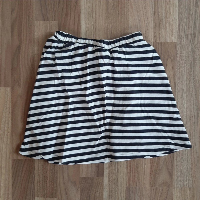 Stoffrock schwarz/ weiß
