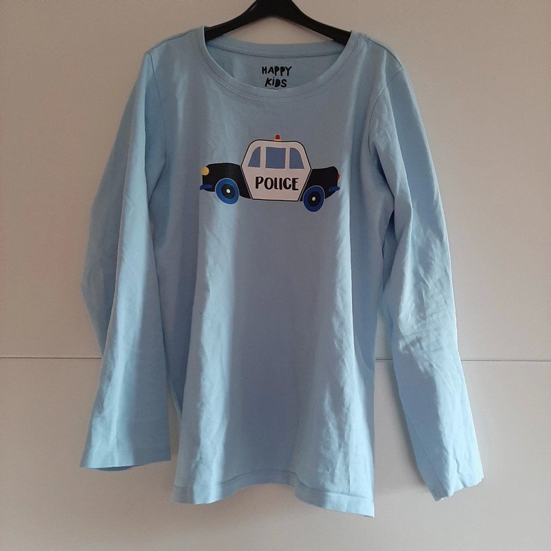 Hellblauer Pulli (Police)