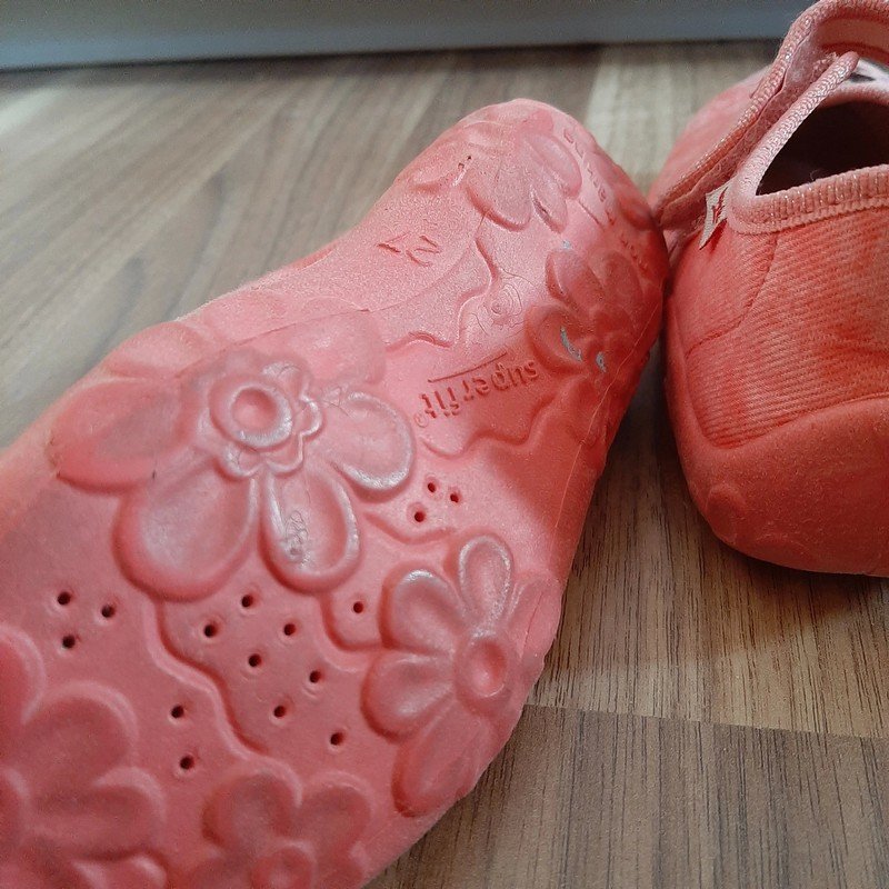 Pinke Super Fit Hausschuhe