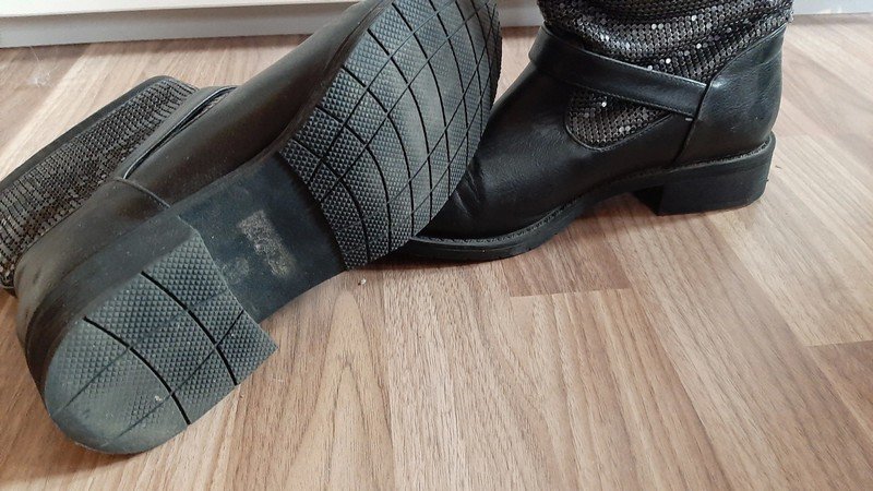 Stiefeletten mit Schnalle