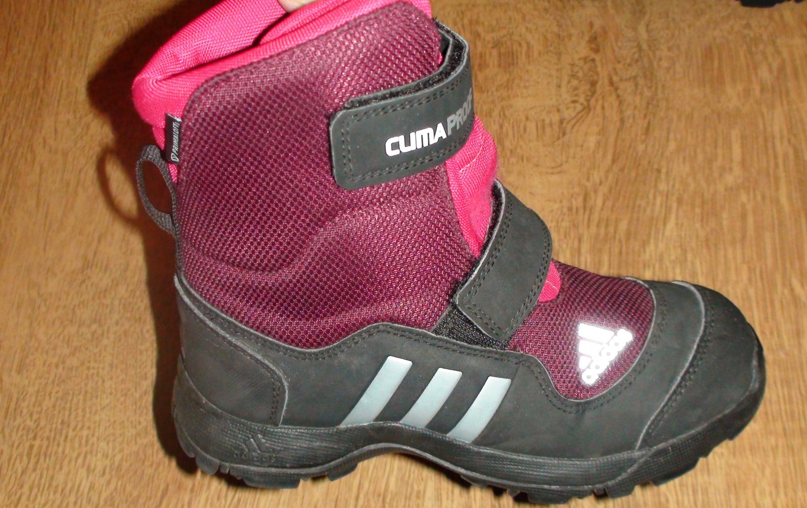 Adidas neuwertige Winter Stiefel Gr.30