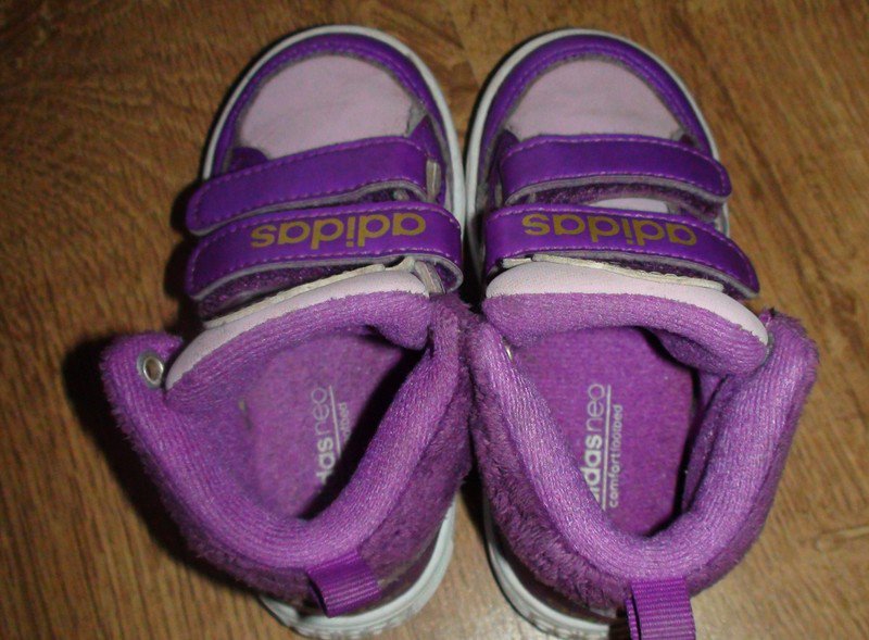 Adidas Neo hohe Sportschuhe für Mädchen Gr.21