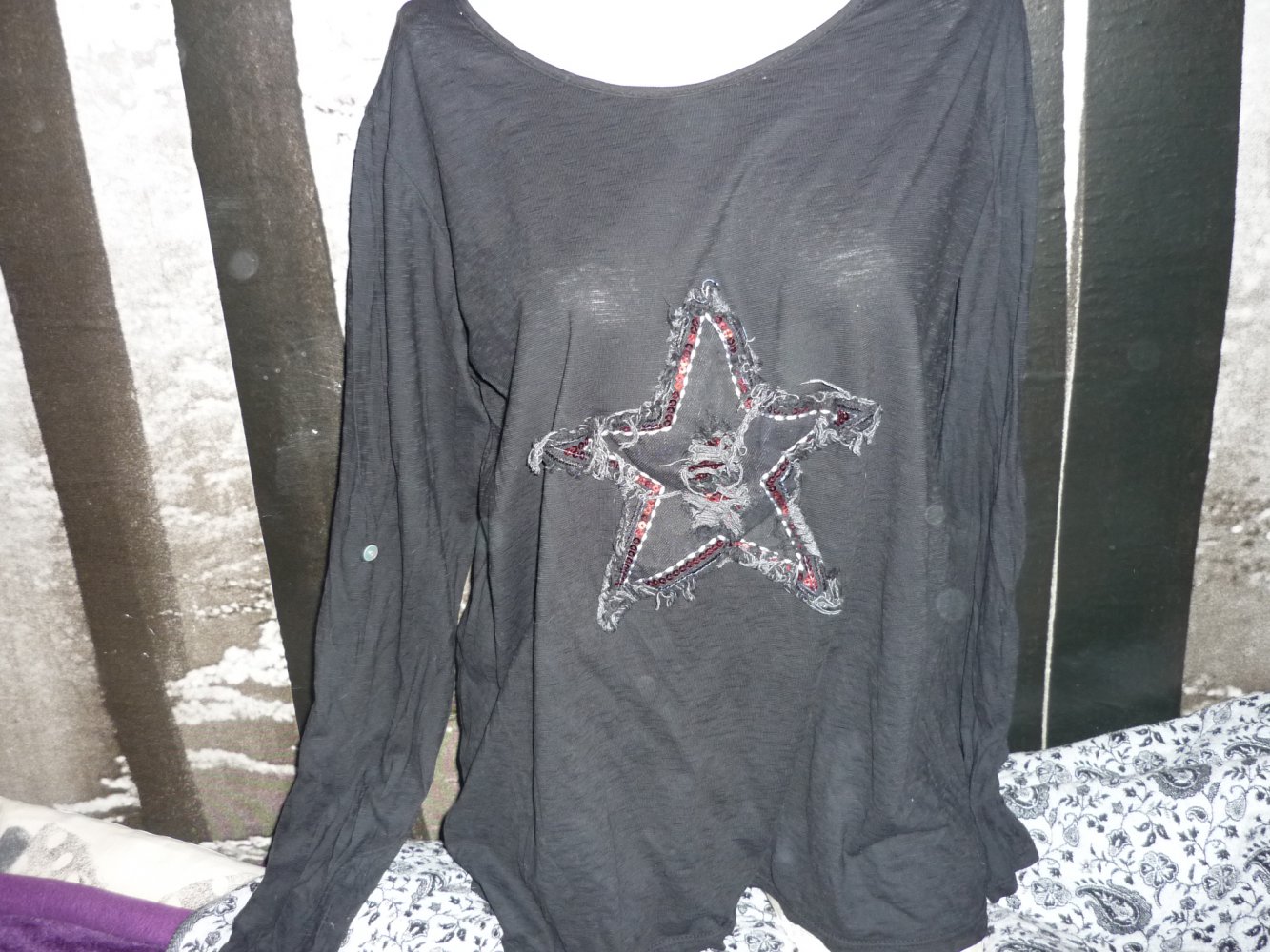 schwarzes Oversized Shirt mit Stern Gr. 42-46