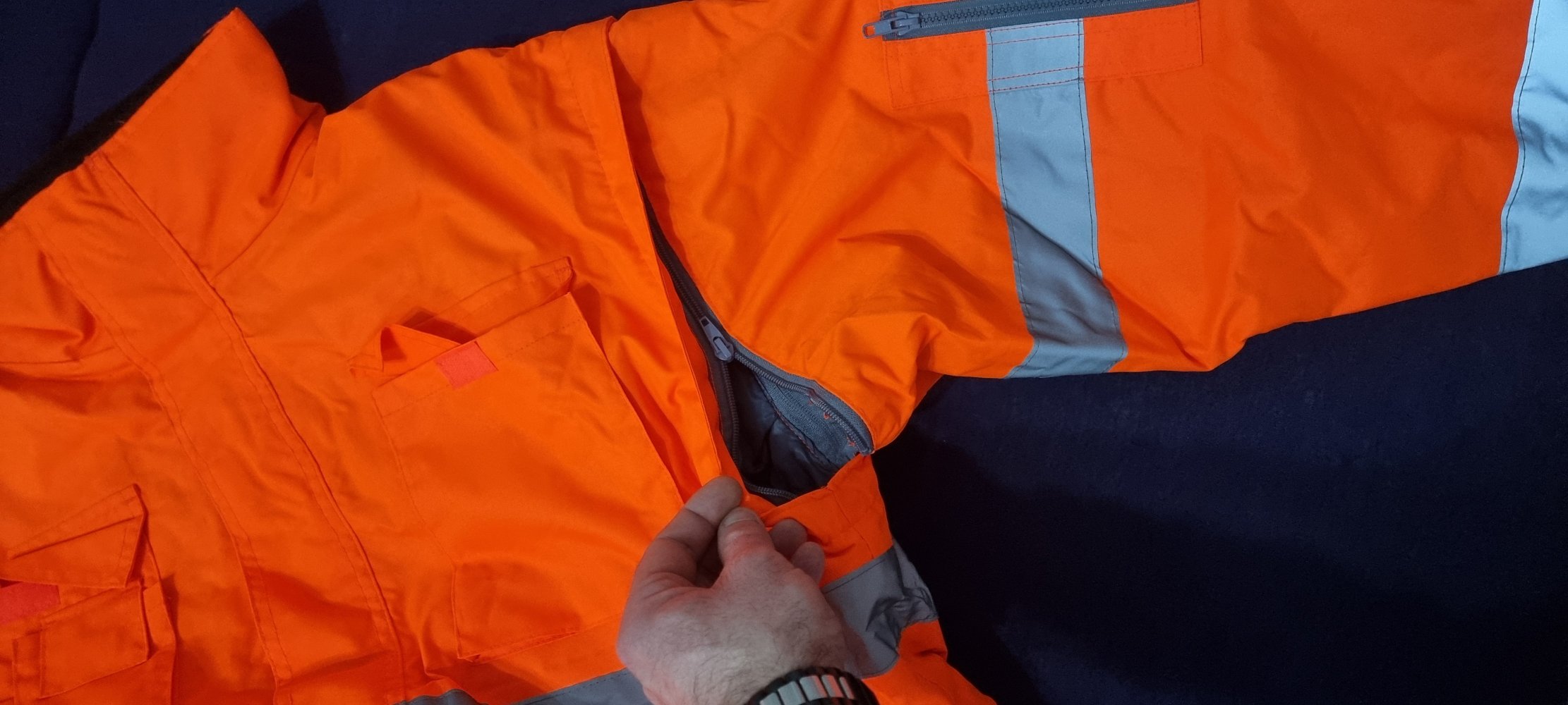 Orangene Warnjacke in XL