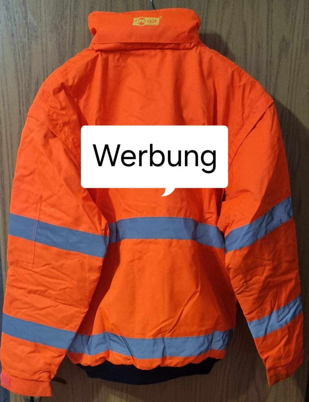 Orangene Warnjacke in XL
