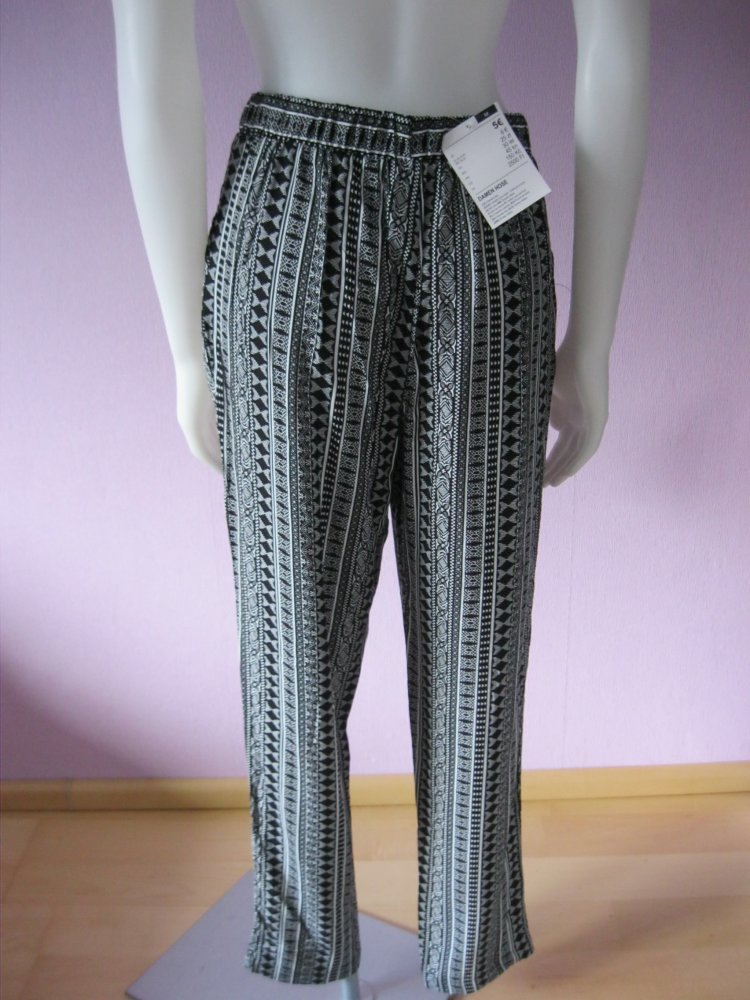 NEU Tessentials Schlupfhose Sommerhose Schwarz/Weiß M
