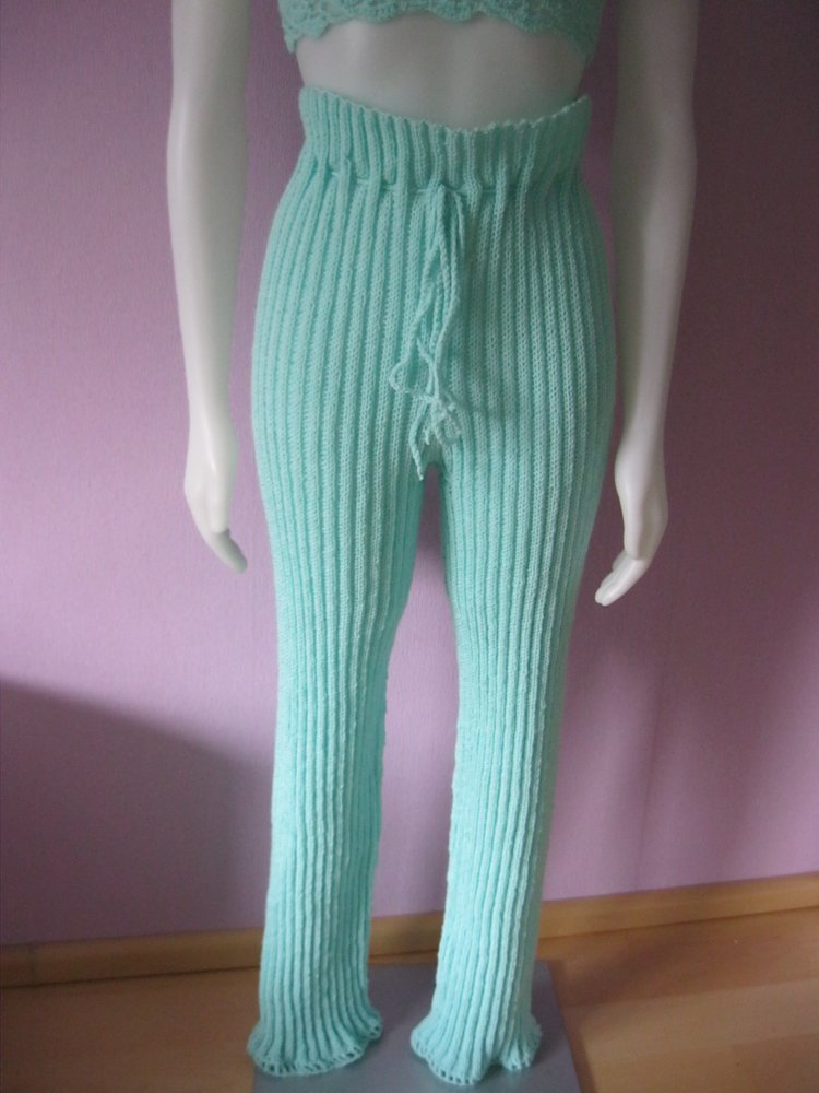 NEU 2-Teiler Strickhose mit Crop-Top Handmade Mintgrün Einheitsgröße