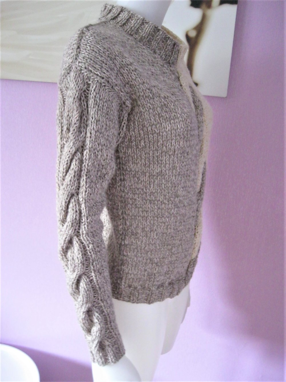 NEU Strickpullover Handmade 100% Schurwolle Beige/Khakigrau meliert Stehkragen 36-40 (S-L)