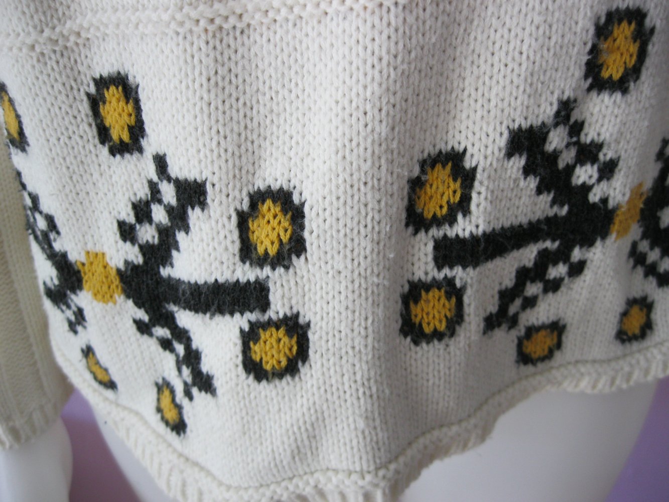 Strickpullover # Mirage Sports Collection # Weiß # V-Ausschnitt # 36