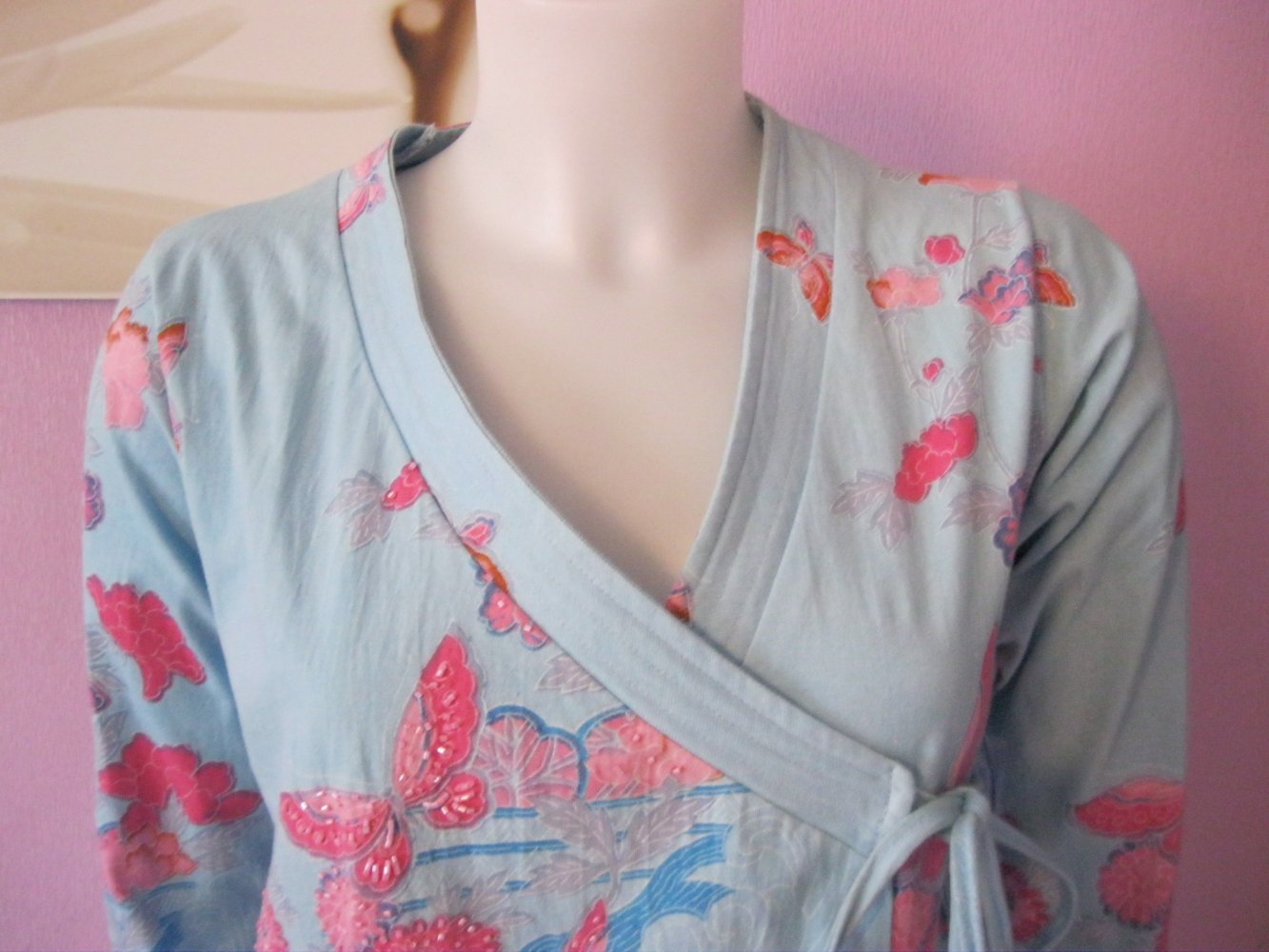 Langarm-Shirt # Binde-Shirt # Uttam London # Türkis # Blumen # Strass # S/M
