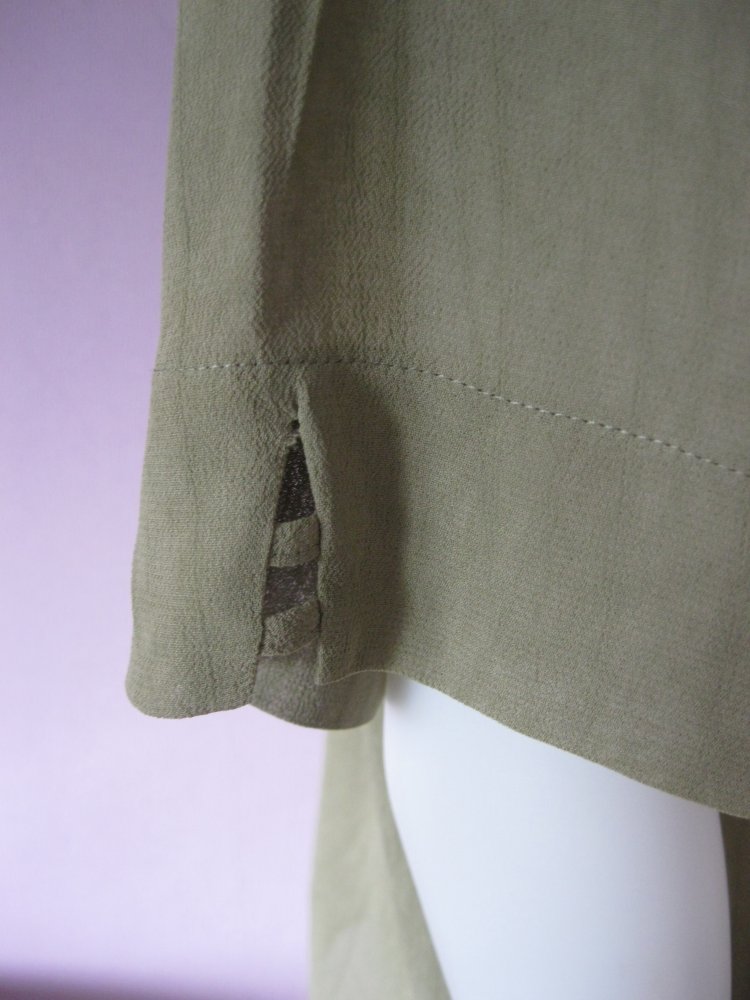 Bluse # Frankenwälder # Chiffon # kurzärmlig # Khaki # 48 
