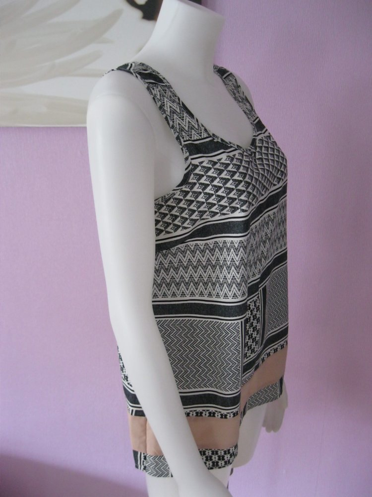 Top # Ärmellose Bluse # Vero Moda # Print-Muster # Schwarz / Weiß # M