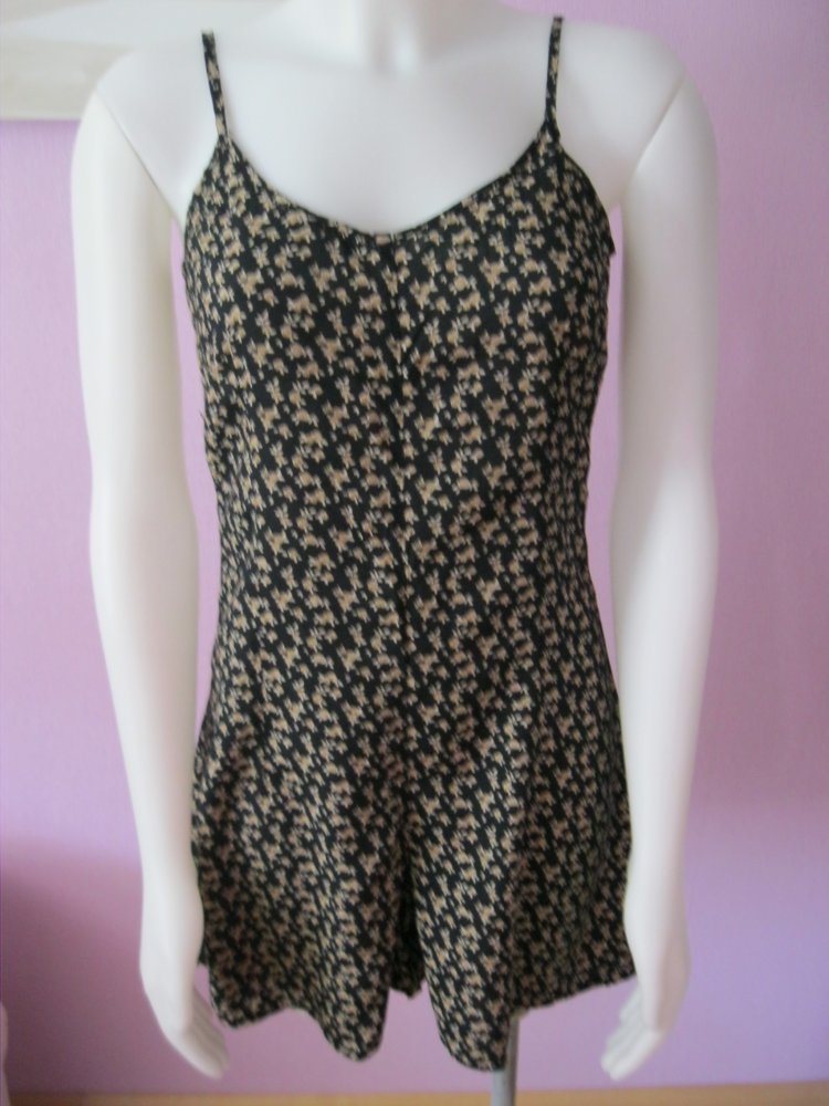 Jumpsuit # kurz # Schwarz # Blumenmuster # S/36