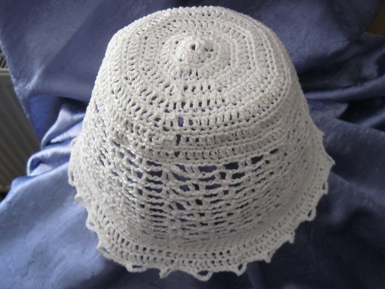 NEU gehäkelter Hut 100% Baumwolle Handmade weiß