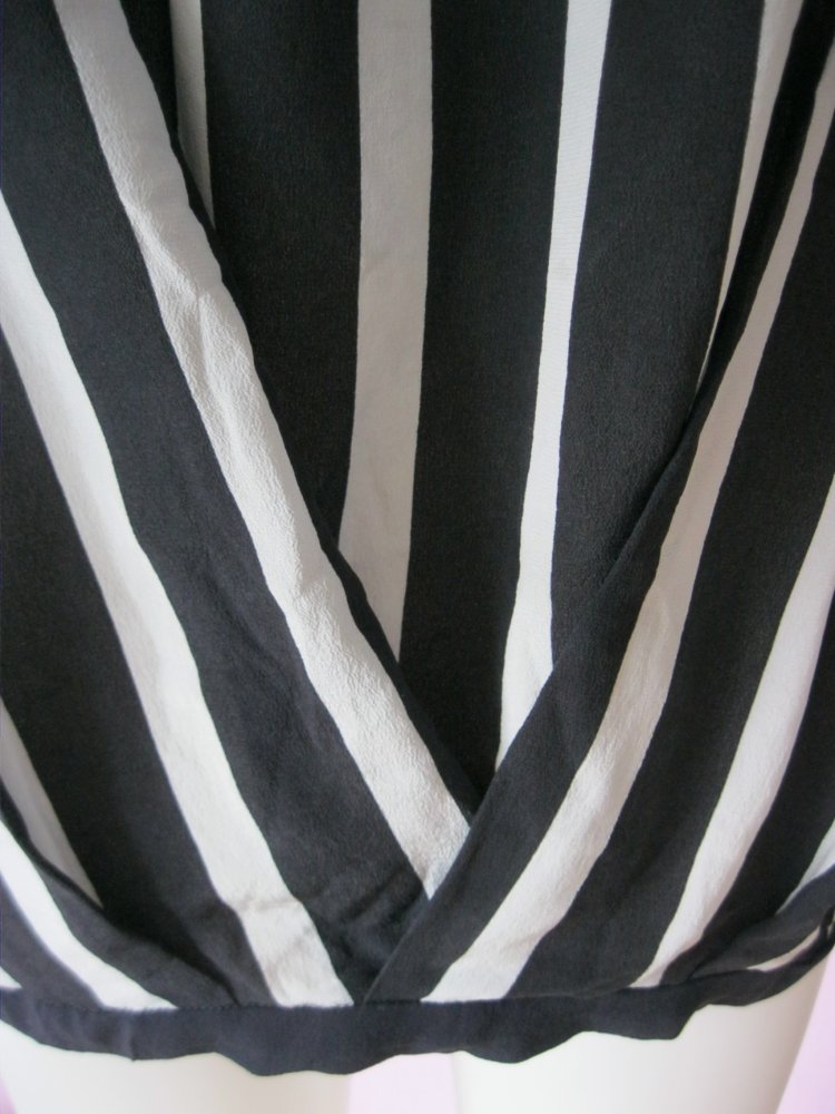 Bluse Shirt kurzärmlig gestreift Schwarz/Weiß 36