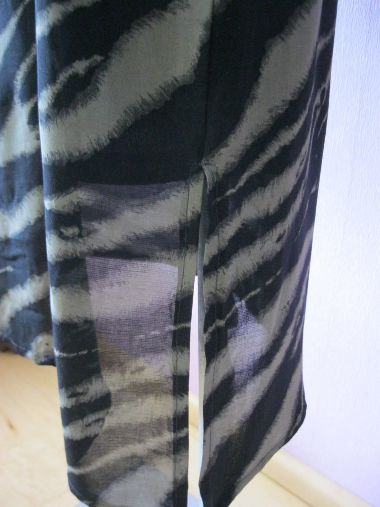 Midi-Kleid # Mexx # Viskose #  Tigermuster # Schwarz / Khaki # 40