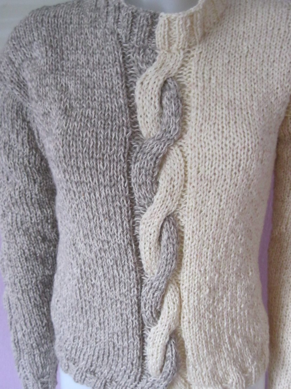 NEU Strickpullover Handmade 100% Schurwolle Beige/Khakigrau meliert Stehkragen 36-40 (S-L)