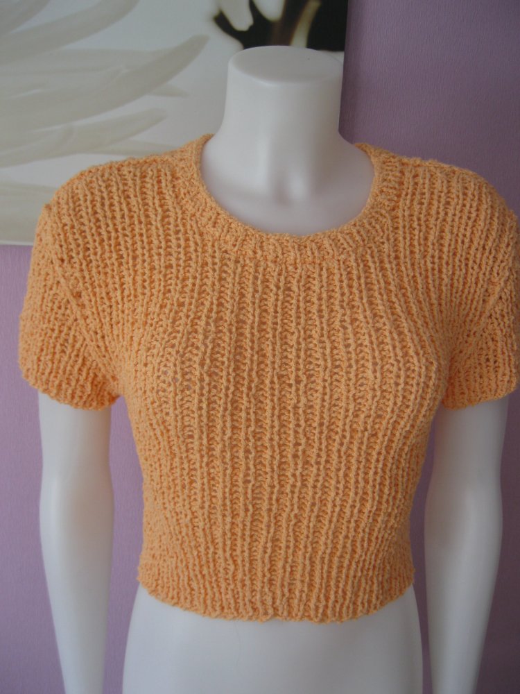 NEU Crop-Pulli Strickpulli Handmade Aprikose kurzärmlig Viskose S/M