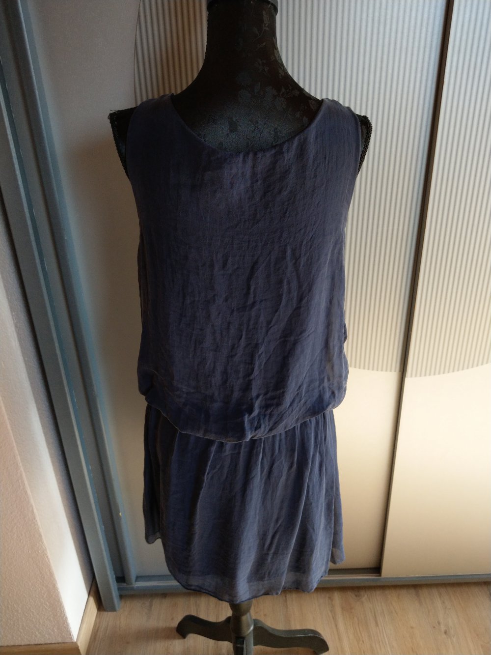 Kleid dunkelblau Pailletten Florencia