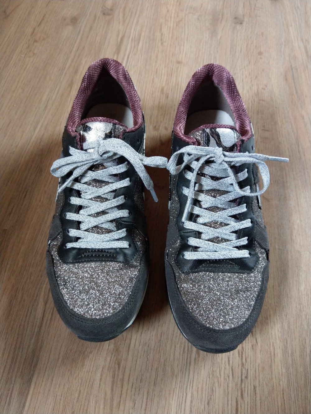 Turnschuhe Sneaker grau Glitzer Tamaris 