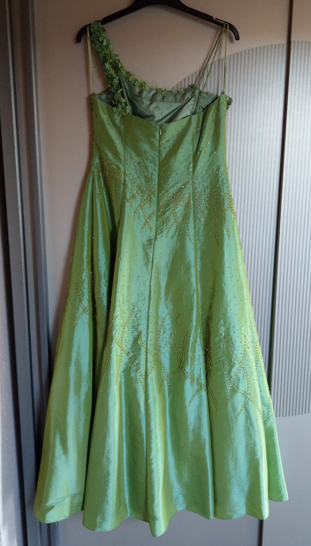 Abendkleid Kleid grün Blumen Pailletten Grand Soir