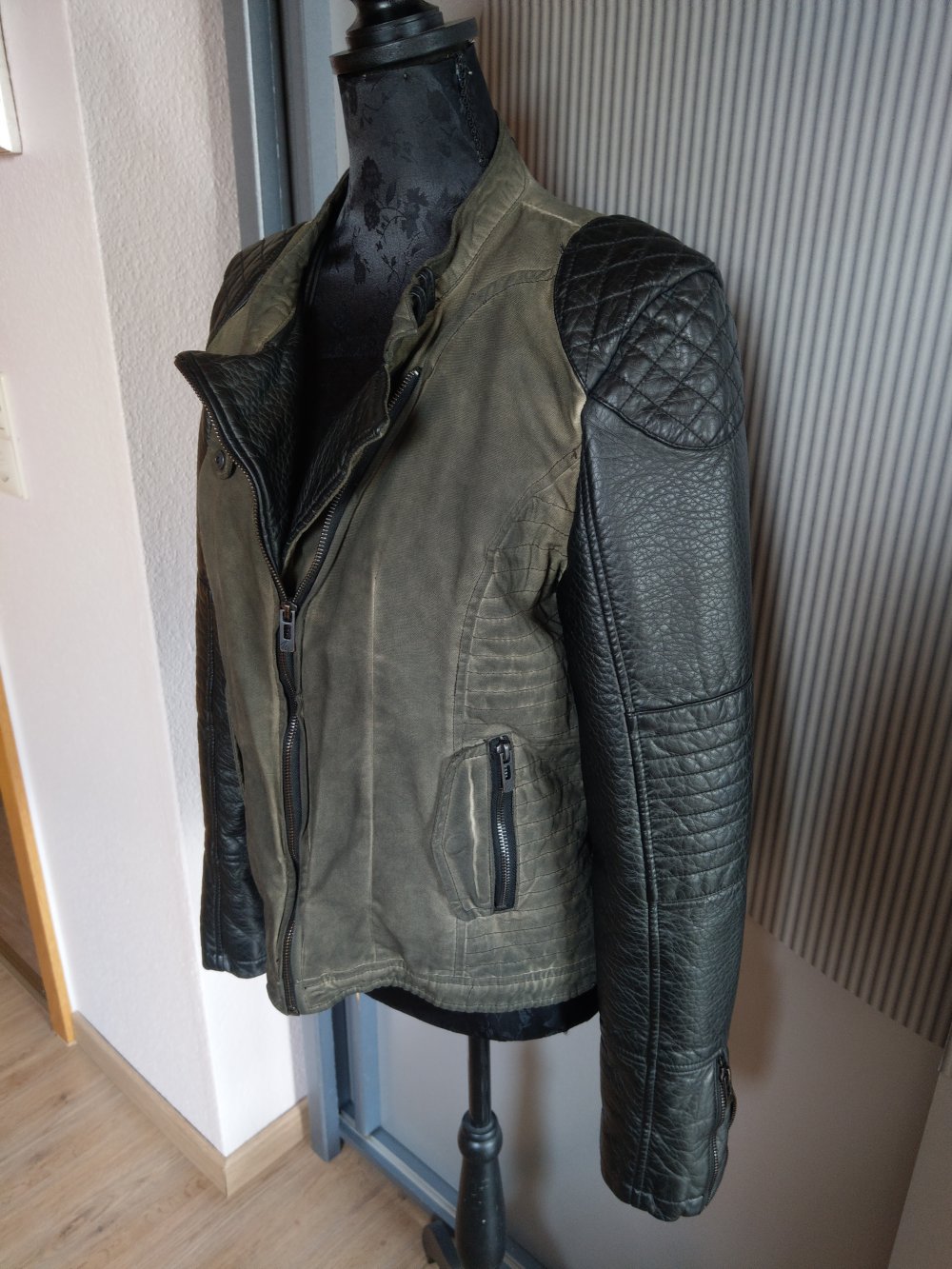 Kunstlederjacke Bikerjacke khaki schwarz Maze 