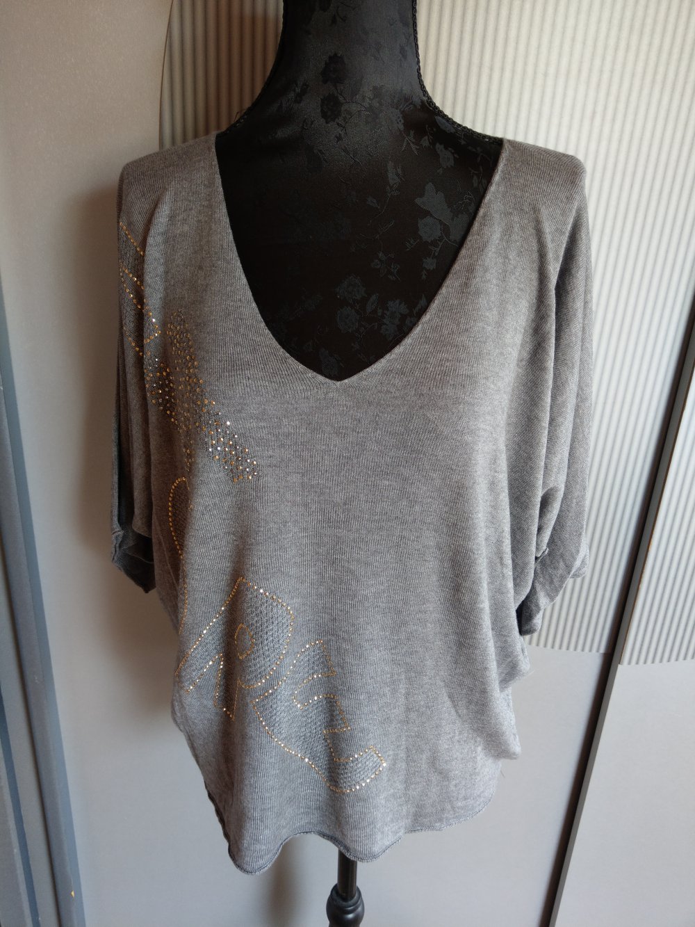 Pullover Shirt grau Steinchen Nadine Made in Italy Fledermaus Arm 