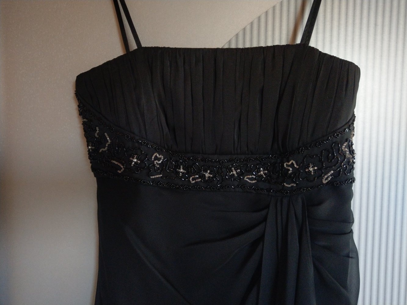Abendkleid Kleid schwarz Pailletten Ambiance 