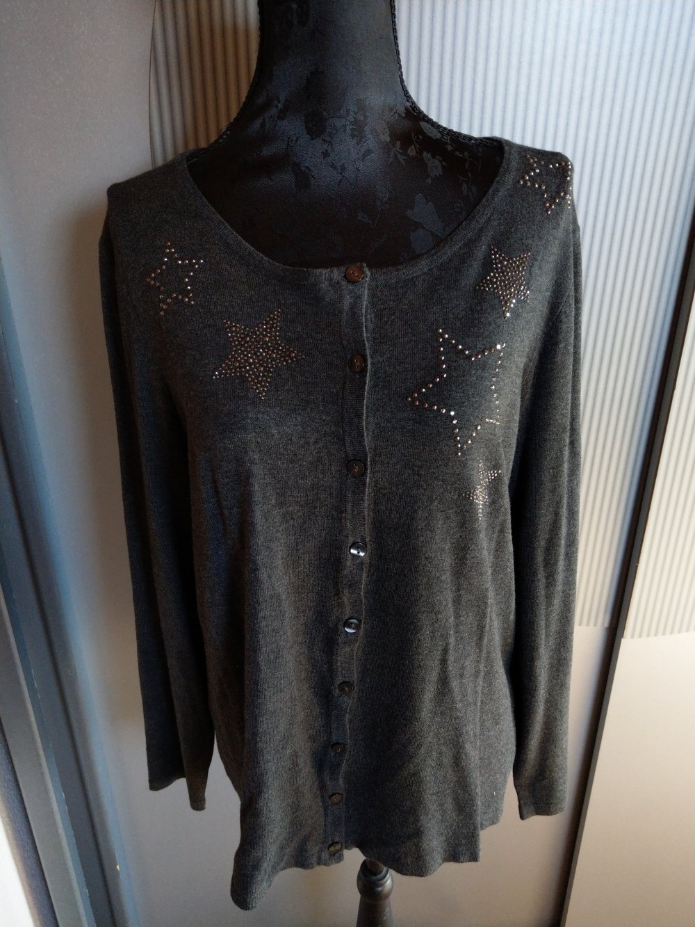 Strickjacke Cardigan grau Sterne Steinchen Canda