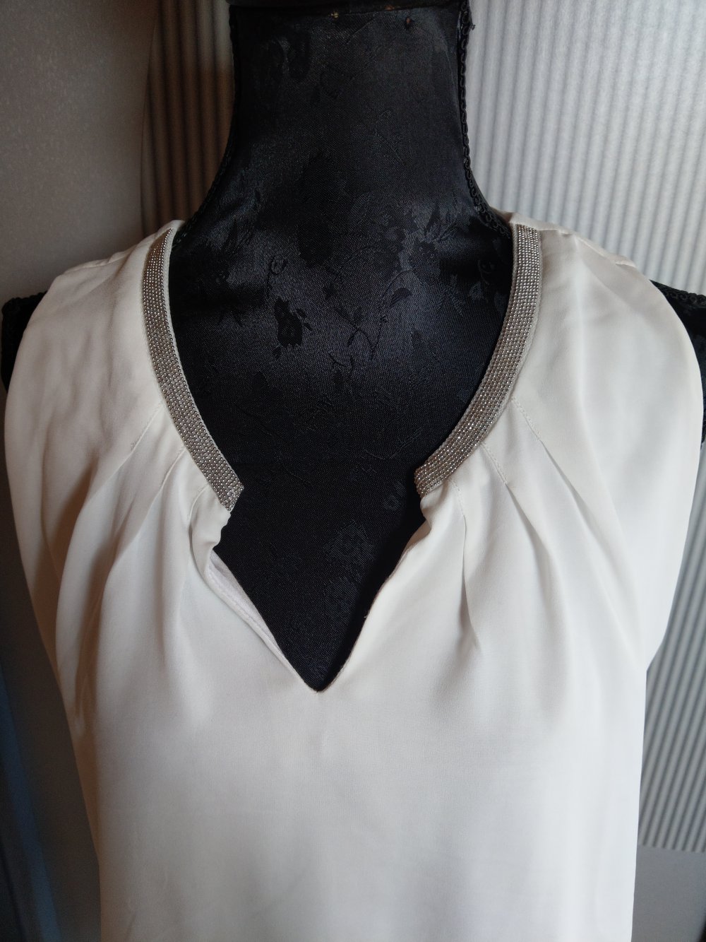 Top Shirt weiß Steinchen Orsay 