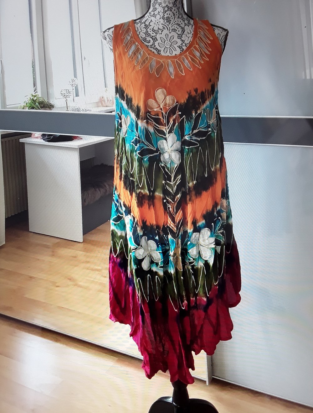 Locker fallendes Sommerkleid